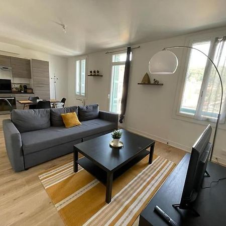 Appartement Avec Terrasse, Parking Gratuit Périgueux Esterno foto