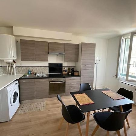 Appartement Avec Terrasse, Parking Gratuit Périgueux Esterno foto